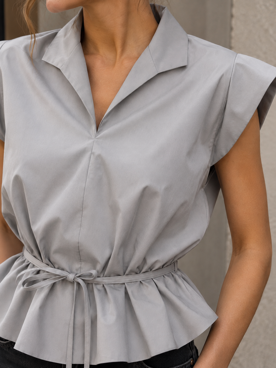 Mila Cotton Blouse – Light Grey
